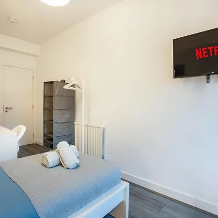 Apartamento Isimi Luxurious 4 Bed 4 En -suite House Cumbria Barrow-in-Furness